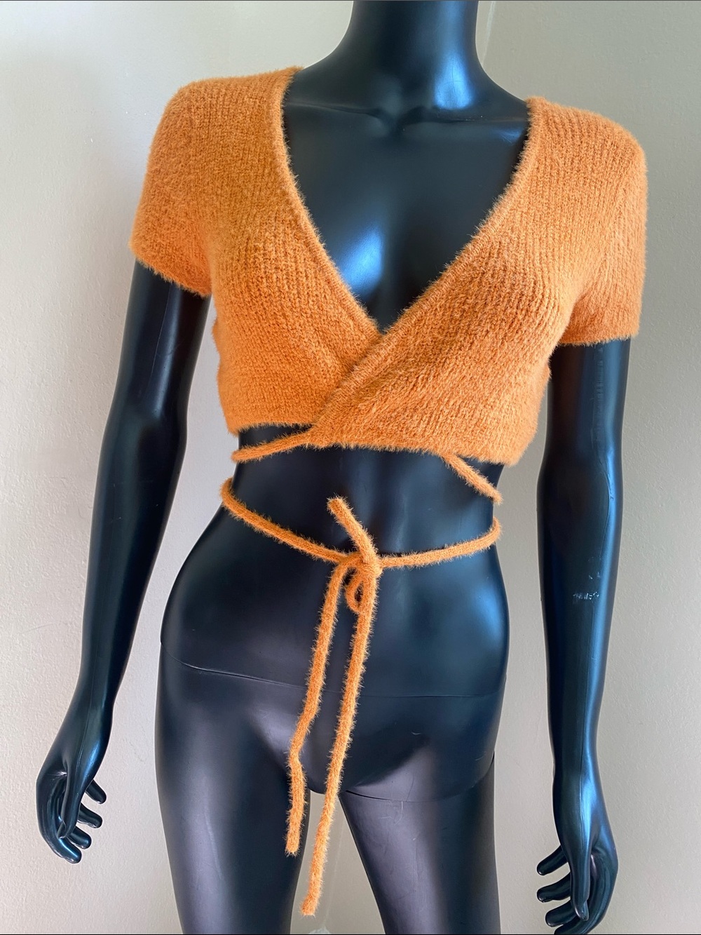 ET Clet Fuzzy Orange Wrap Crop V-Neck Sweater